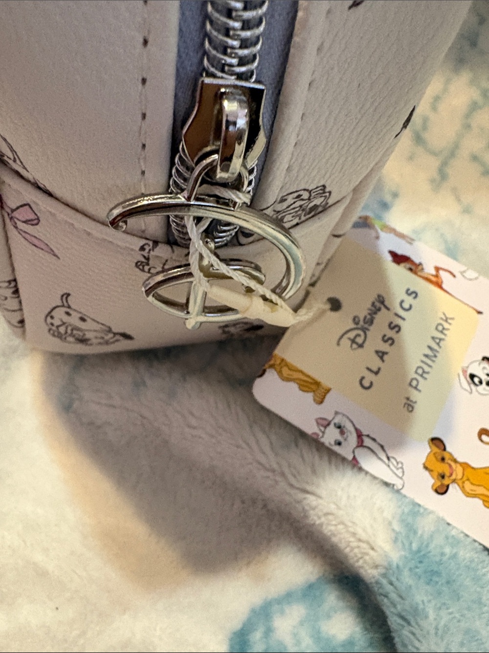 101 Dalmatians Primark leather White Cosmetic Bag - Picture 3 of 5